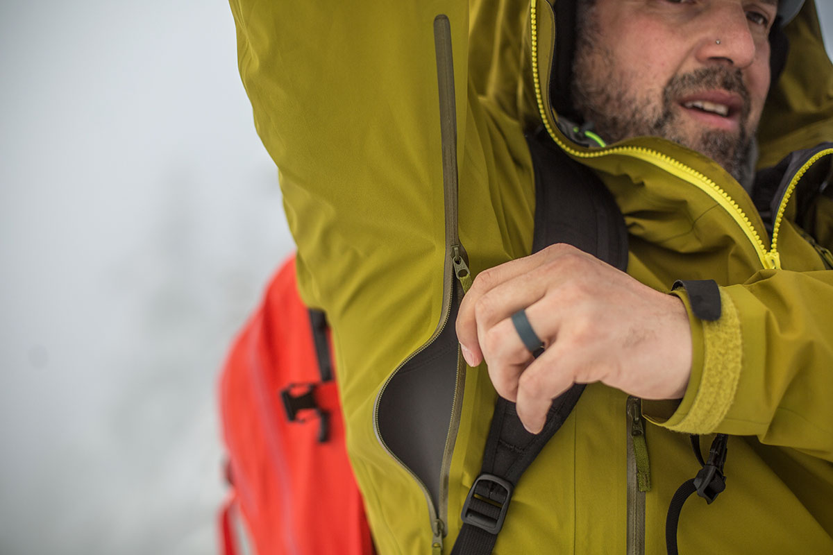 Arc'teryx Sidewinder Ski Jacket Review | Switchback Travel